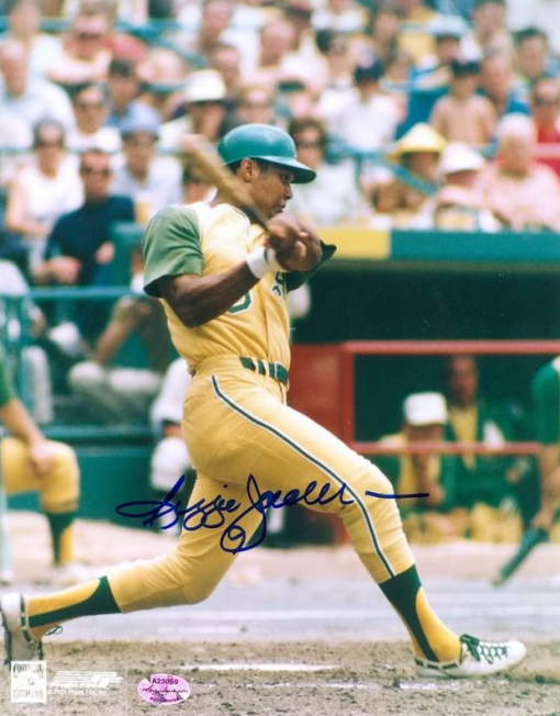 Reggie Jackson autographed 8x10 photo - Oakland - 1001
